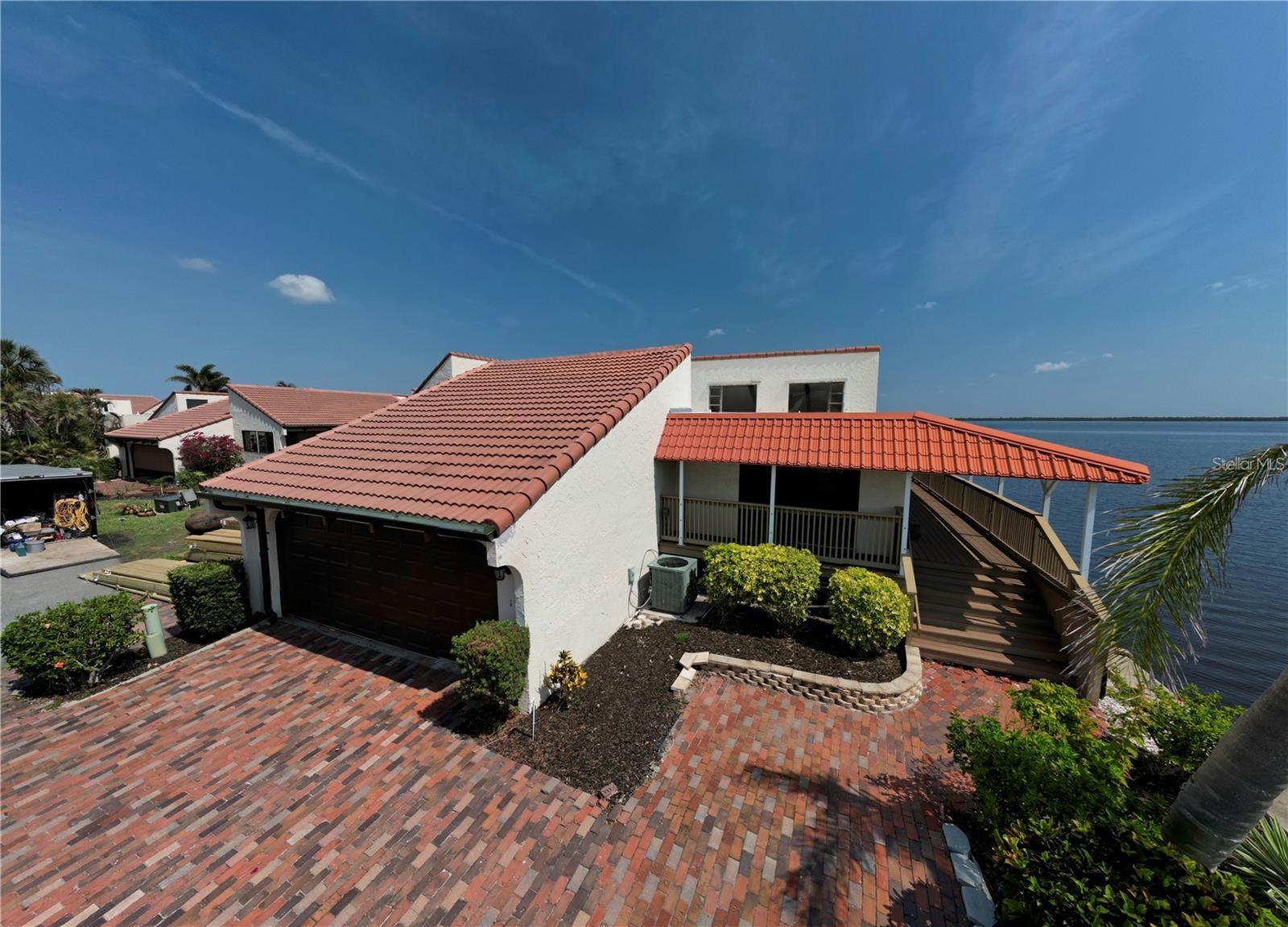 Image 13 of 45 For 25188 Marion Avenue 1