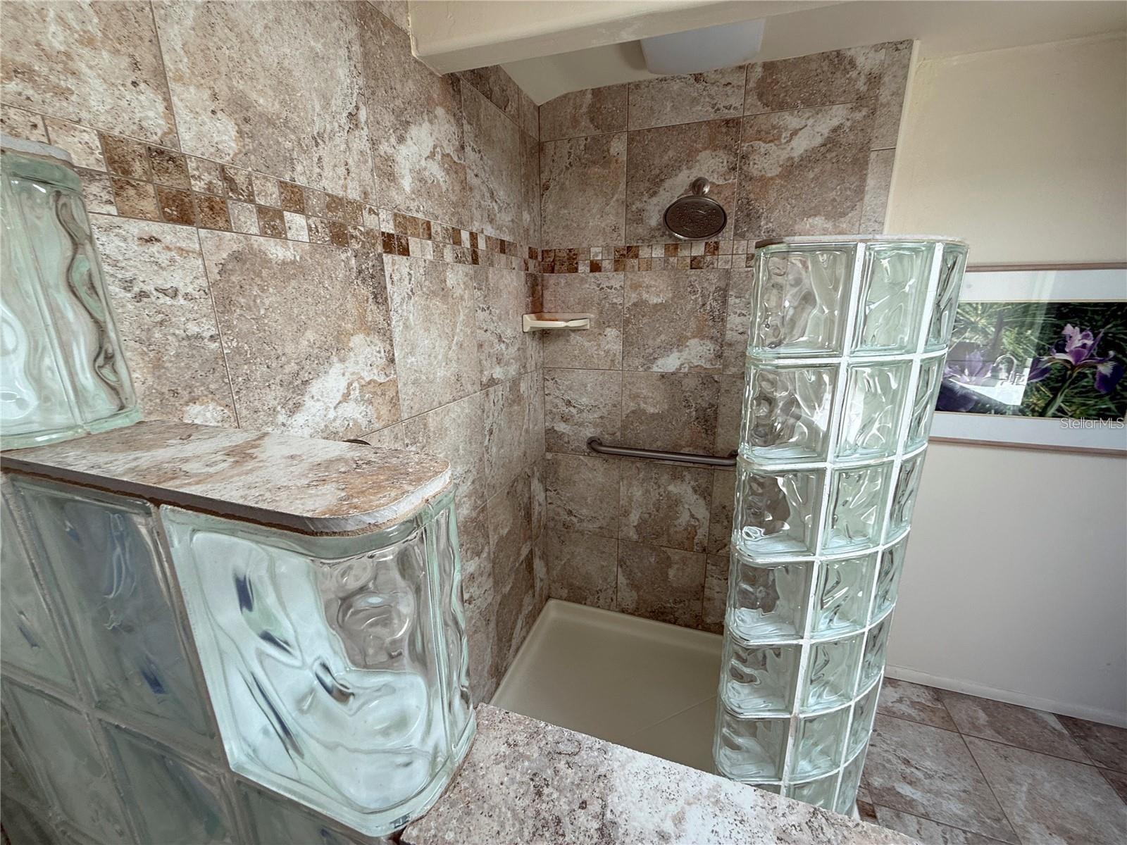 Image 27 of 45 For 25188 Marion Avenue 1