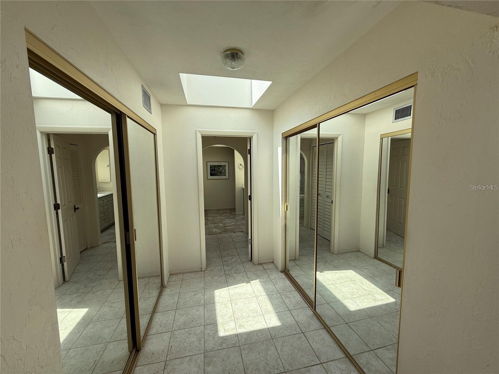 Image 29 of 45 For 25188 Marion Avenue 1