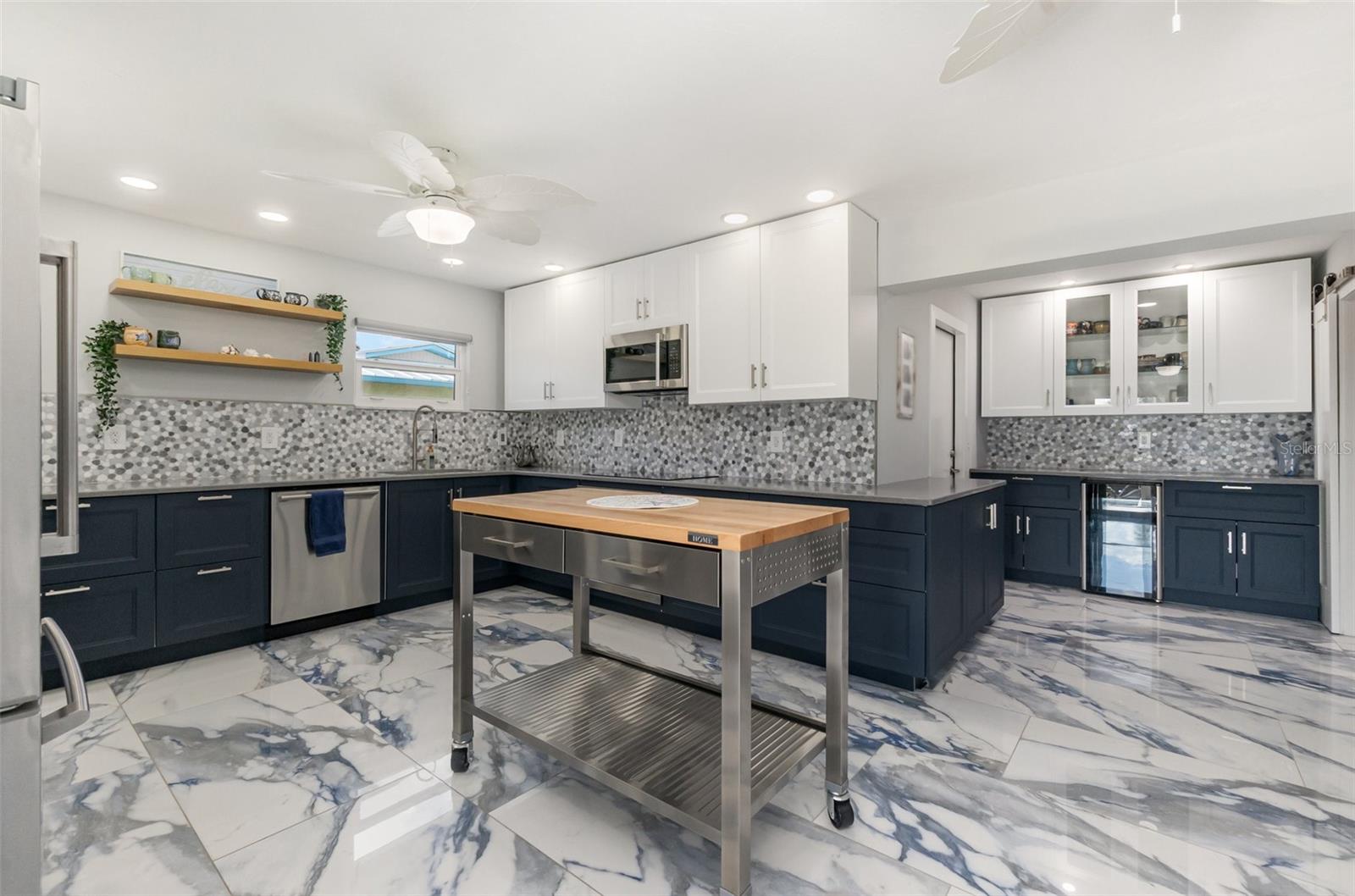 Image 17 of 43 For 1661 Swan Terrace