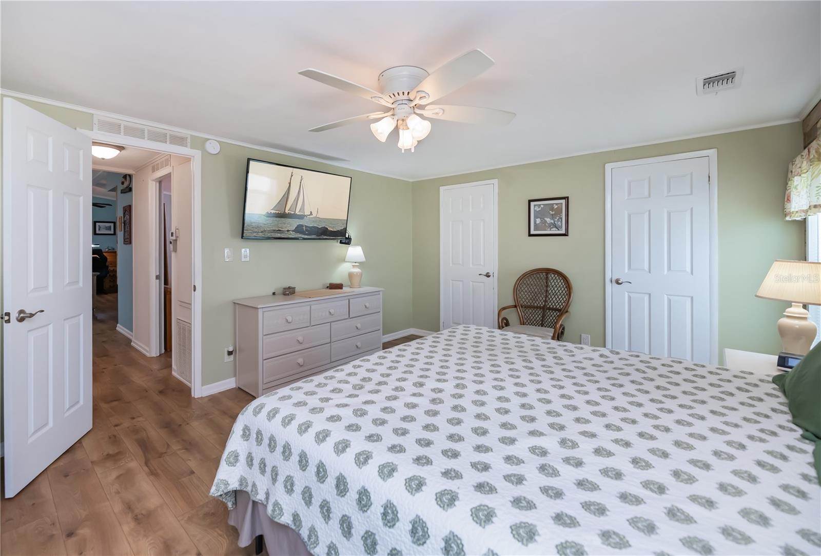 Image 19 of 56 For 715 Tangerine Woods Boulevard