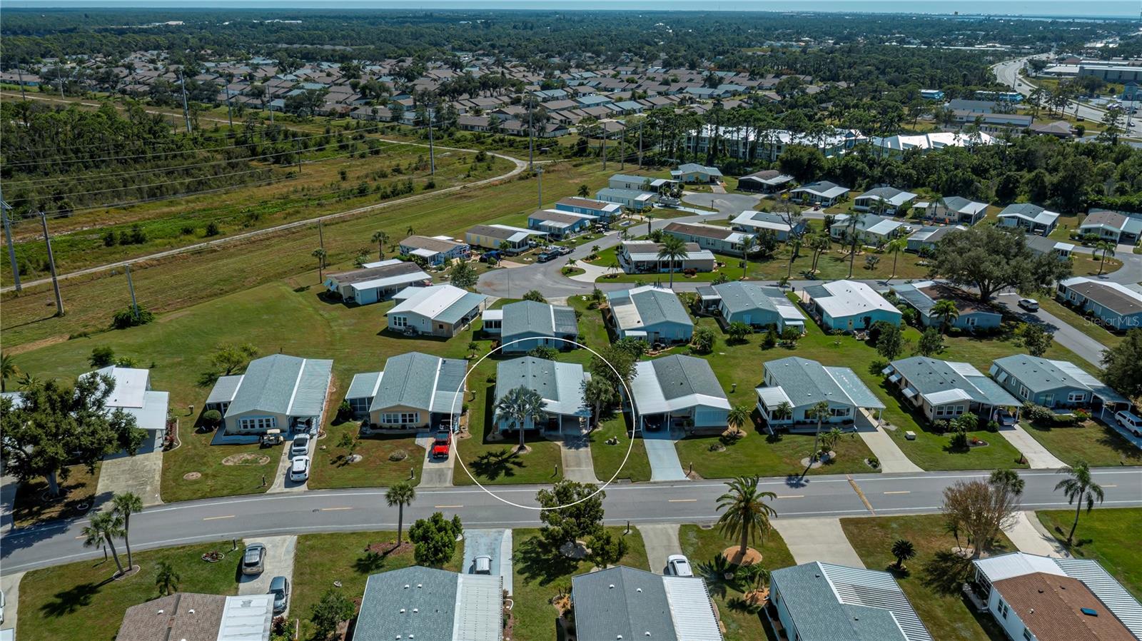 Image 38 of 56 For 715 Tangerine Woods Boulevard