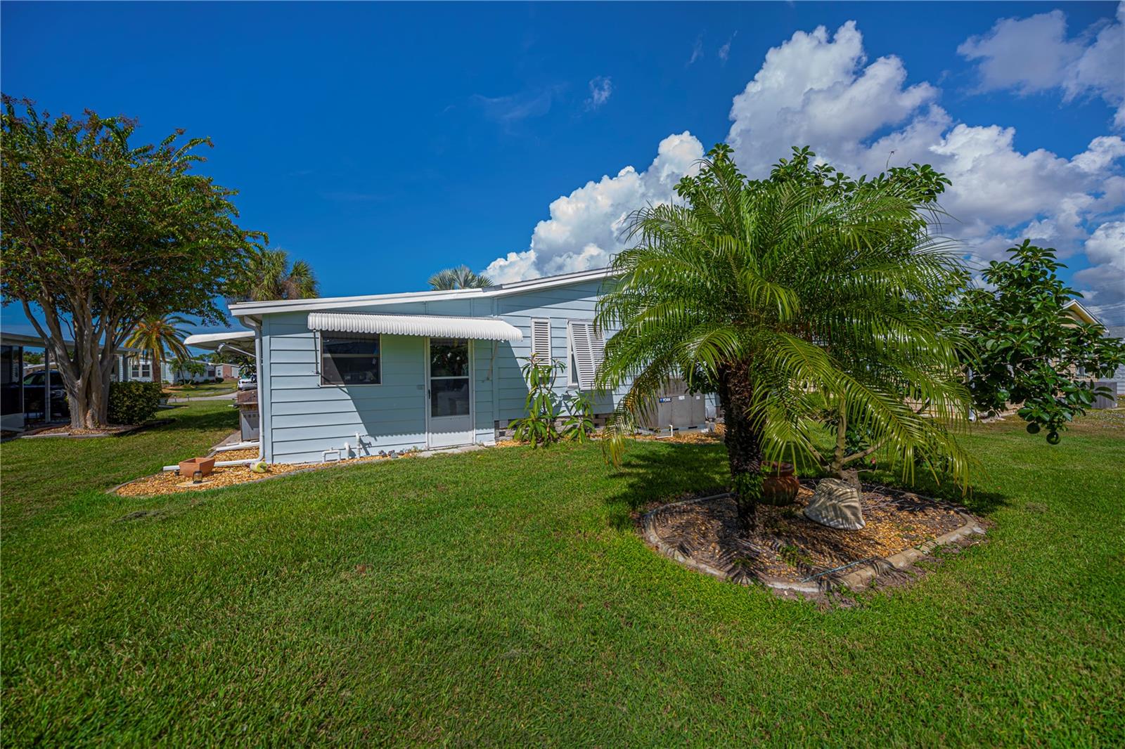 Image 42 of 56 For 715 Tangerine Woods Boulevard