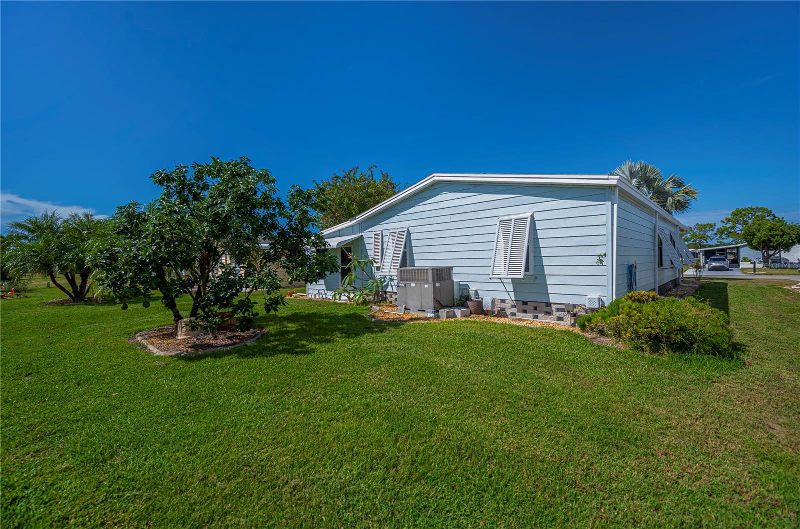 Image 43 of 56 For 715 Tangerine Woods Boulevard