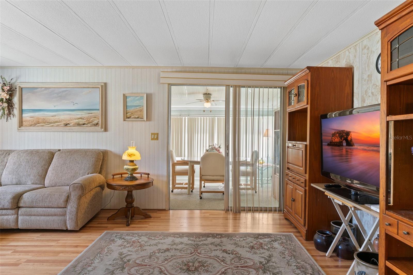 Image 12 of 85 For 199 Martinique Road