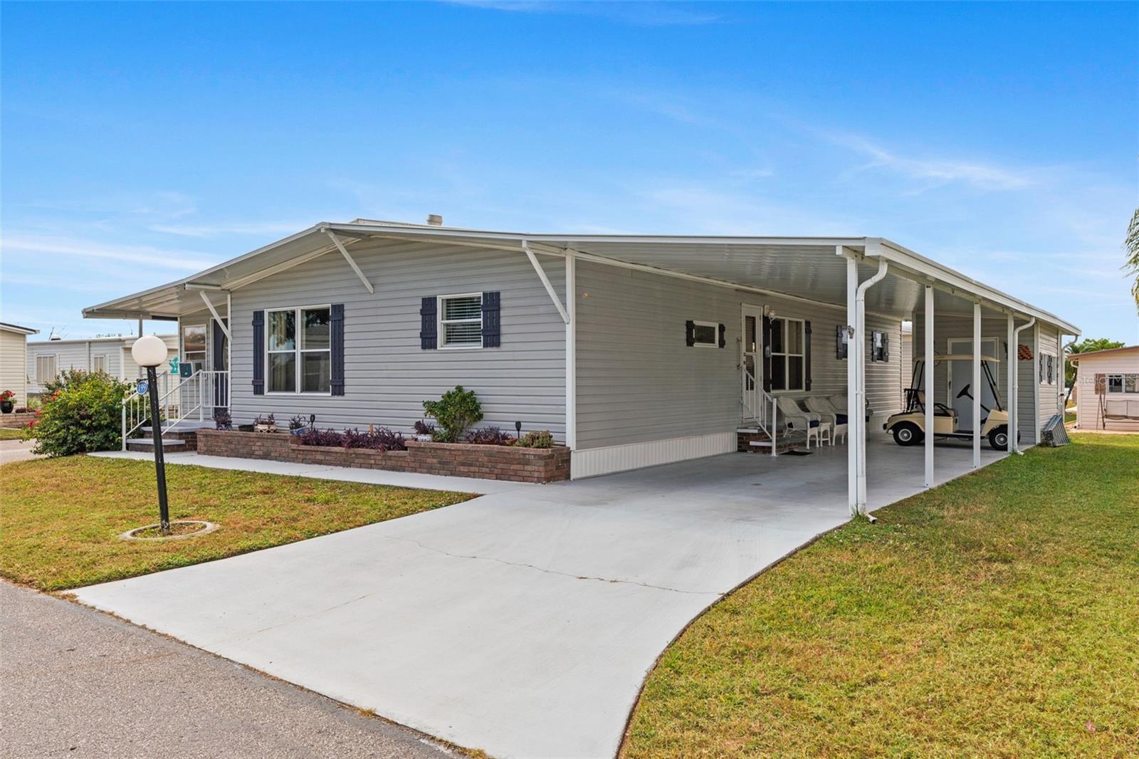 Image 2 of 85 For 199 Martinique Road