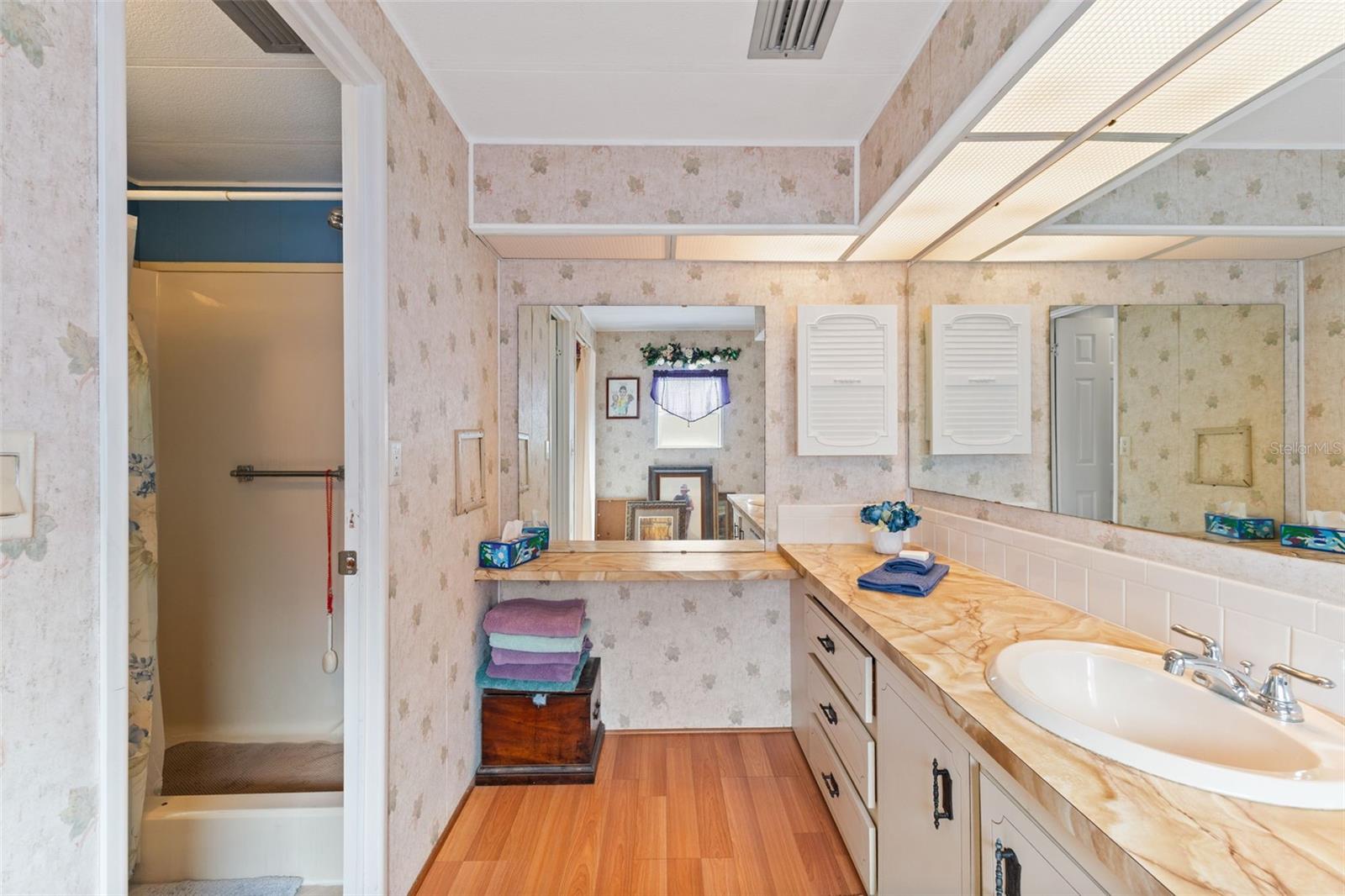 Image 28 of 85 For 199 Martinique Road