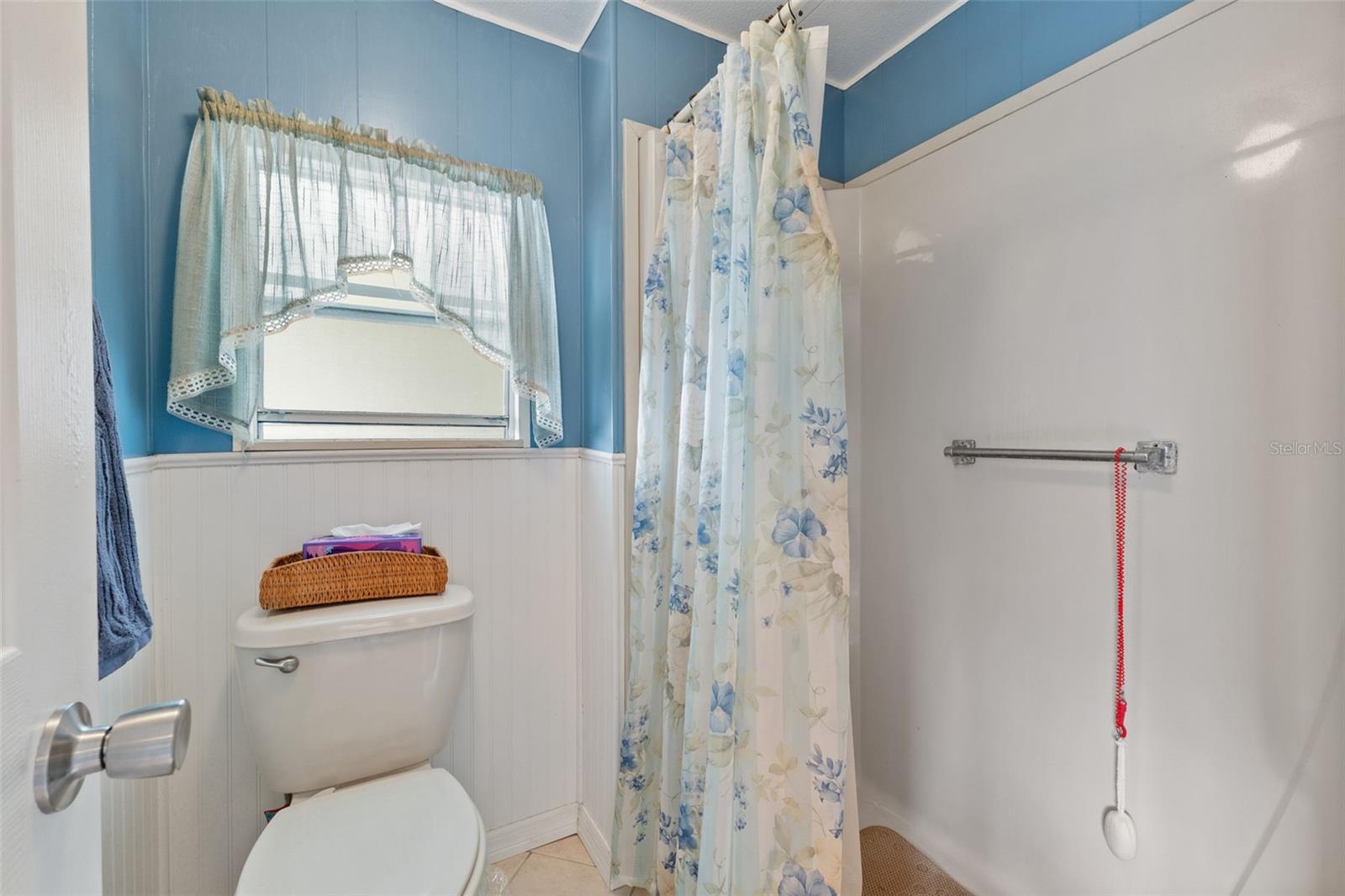 Image 33 of 85 For 199 Martinique Road