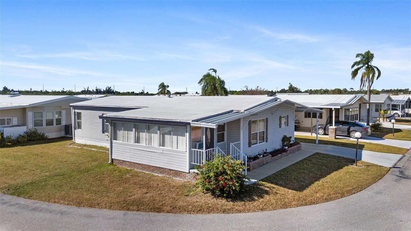 Image 37 of 85 For 199 Martinique Road