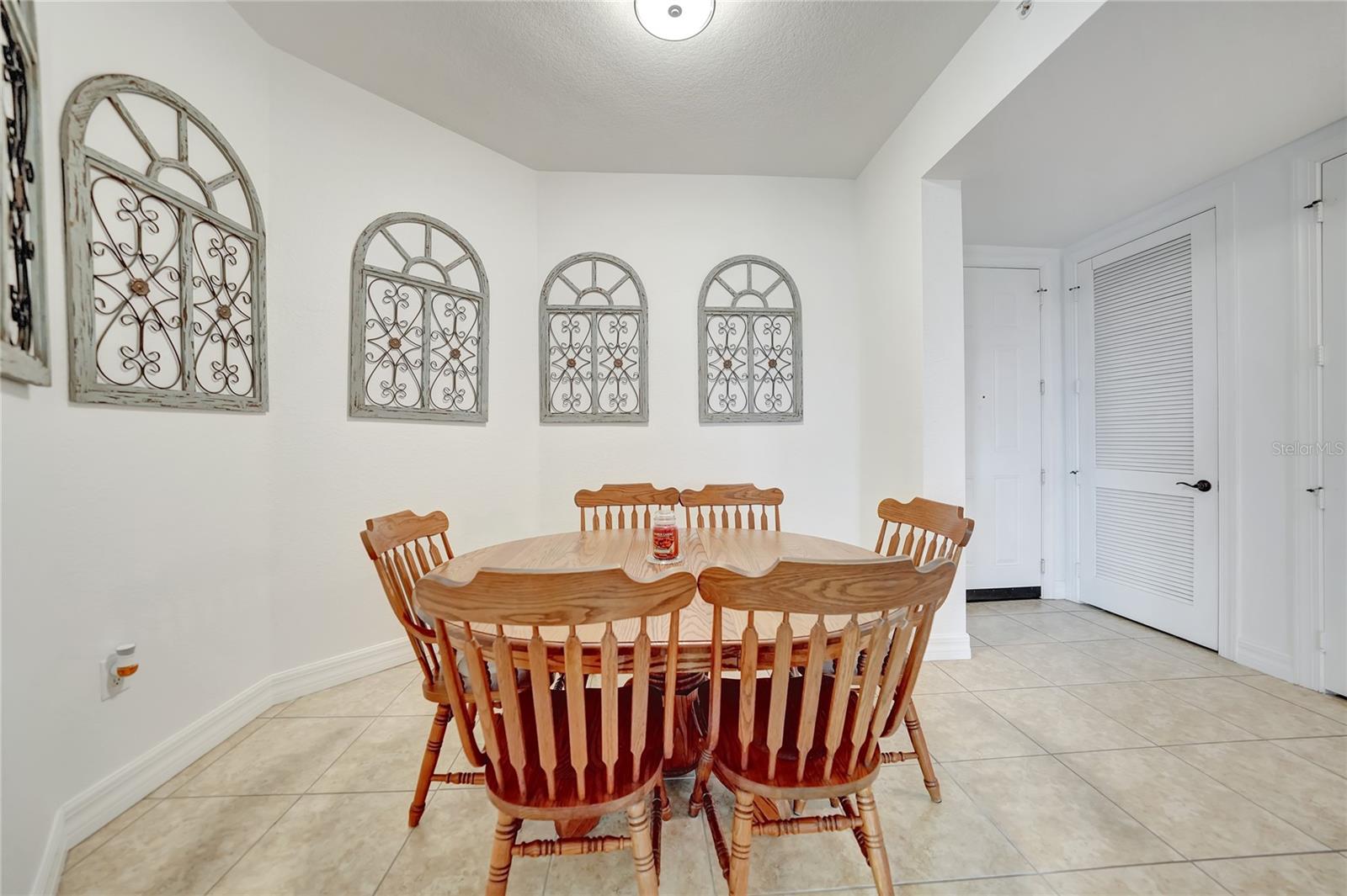 Image 14 of 60 For 99 Vivante Boulevard 412