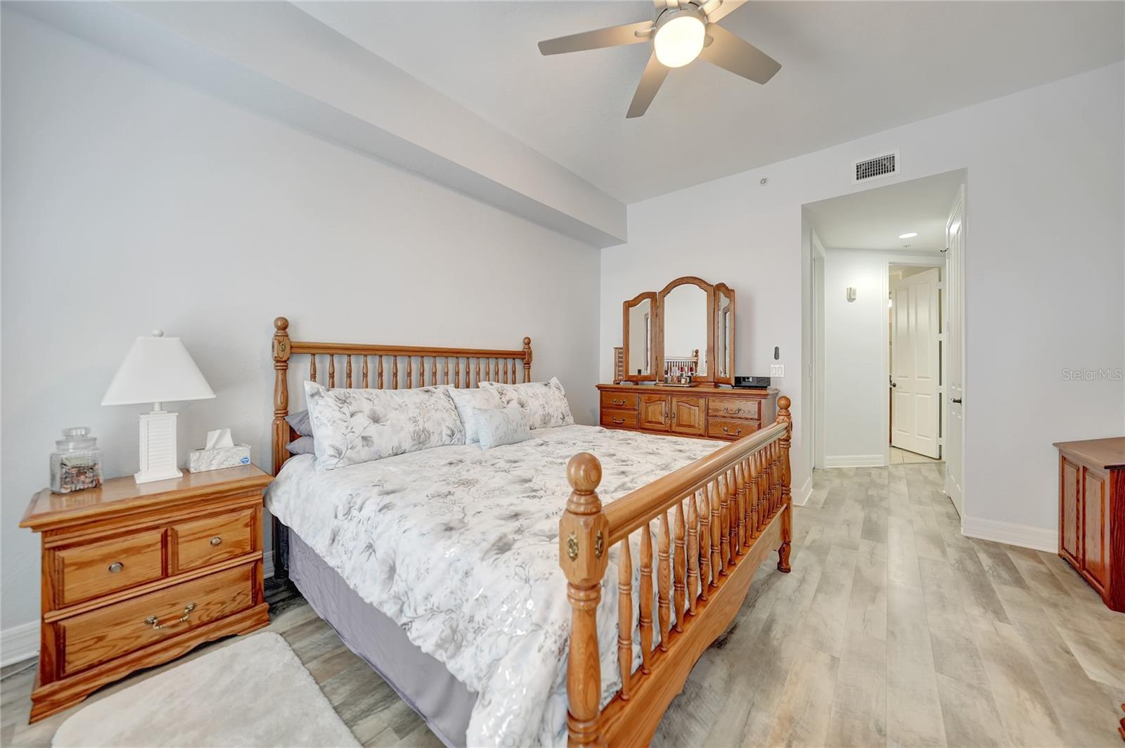 Image 19 of 60 For 99 Vivante Boulevard 412