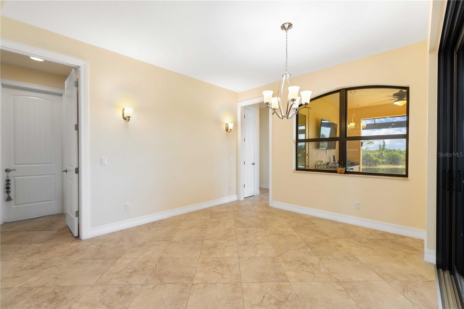 Image 17 of 58 For 11626 Bridle Path Lane