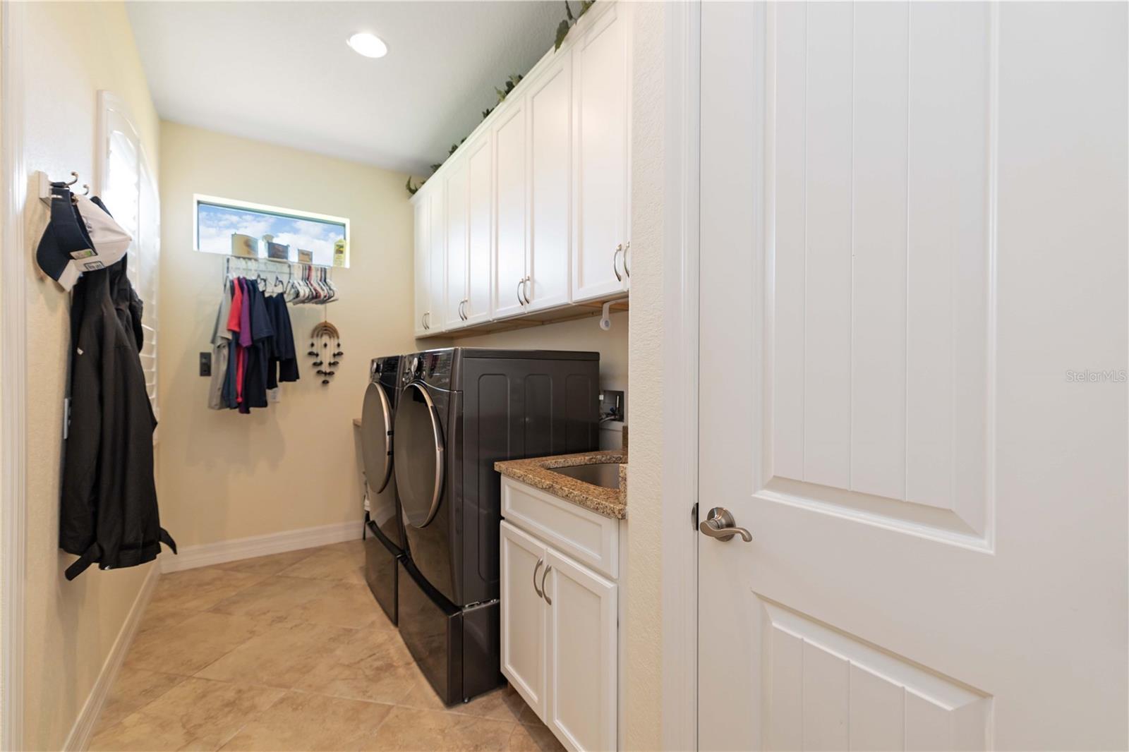 Image 26 of 58 For 11626 Bridle Path Lane