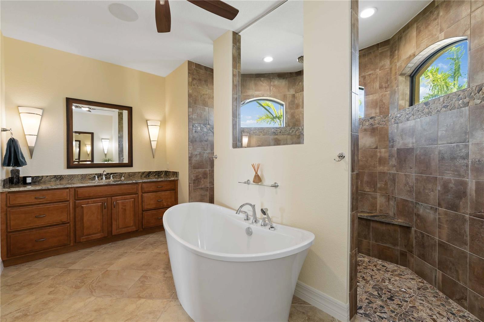 Image 33 of 58 For 11626 Bridle Path Lane