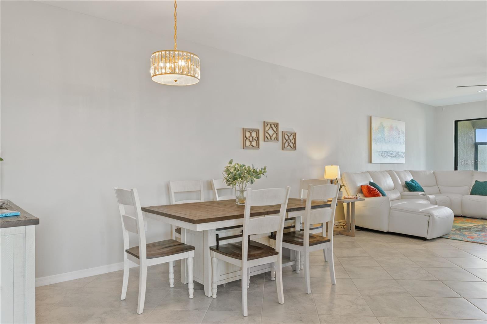 Image 11 of 60 For 2161 Bonito Way