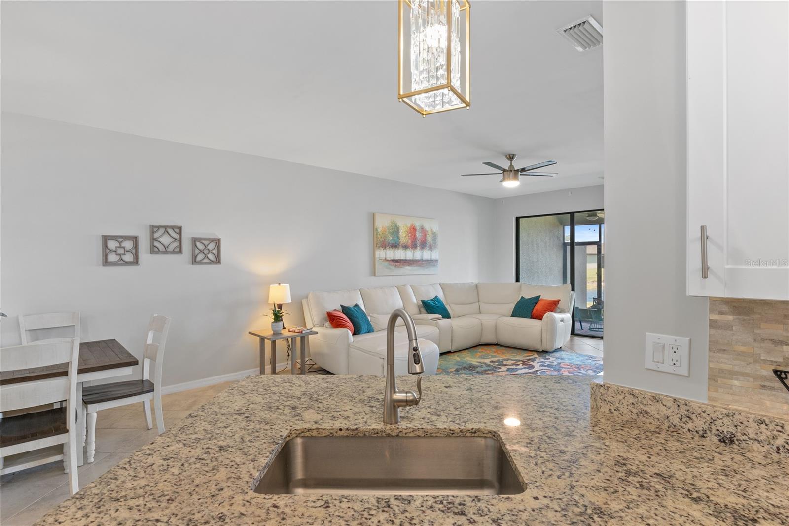 Image 14 of 60 For 2161 Bonito Way