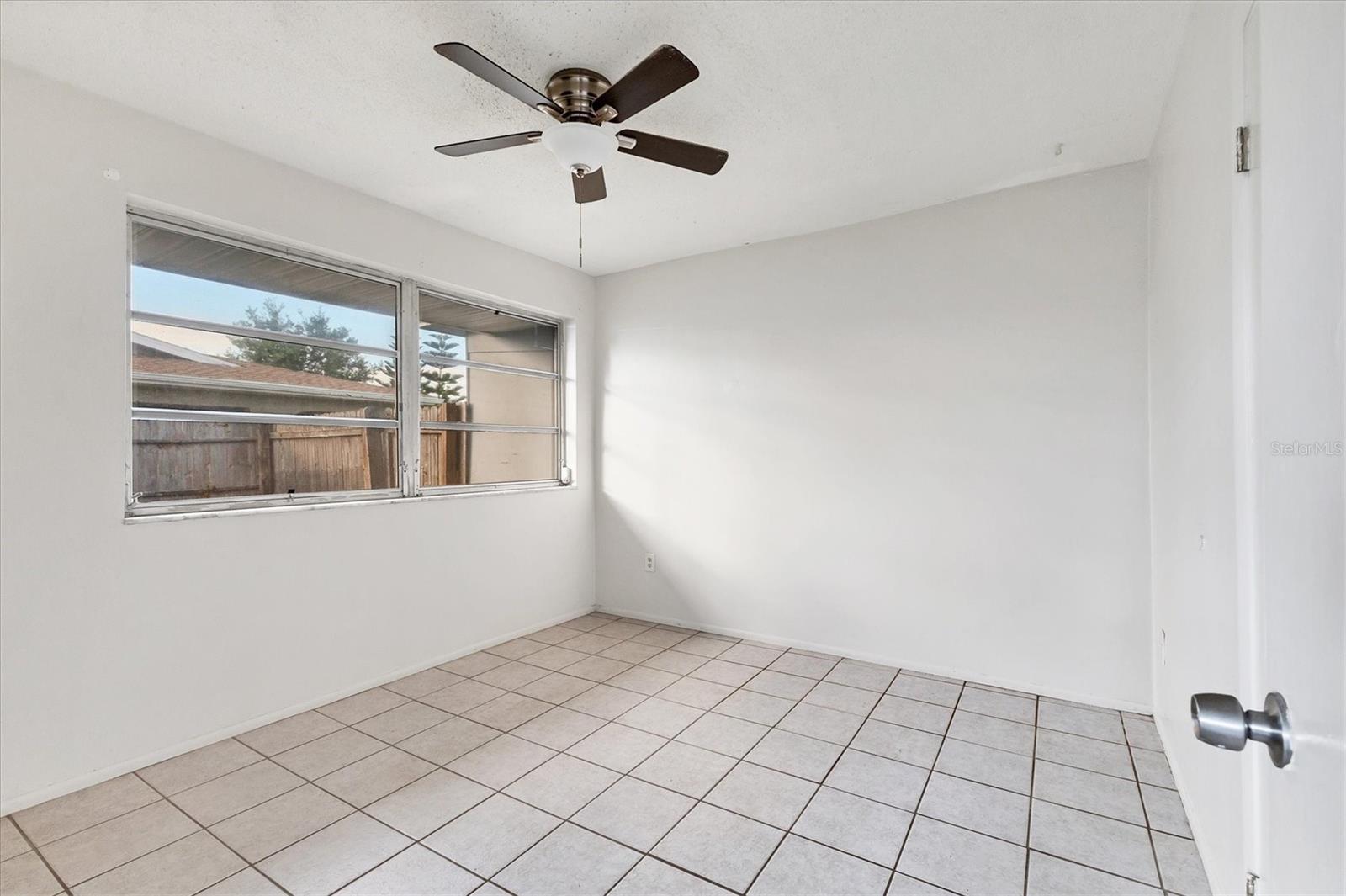 Image 12 of 23 For 2529 Ednor Street