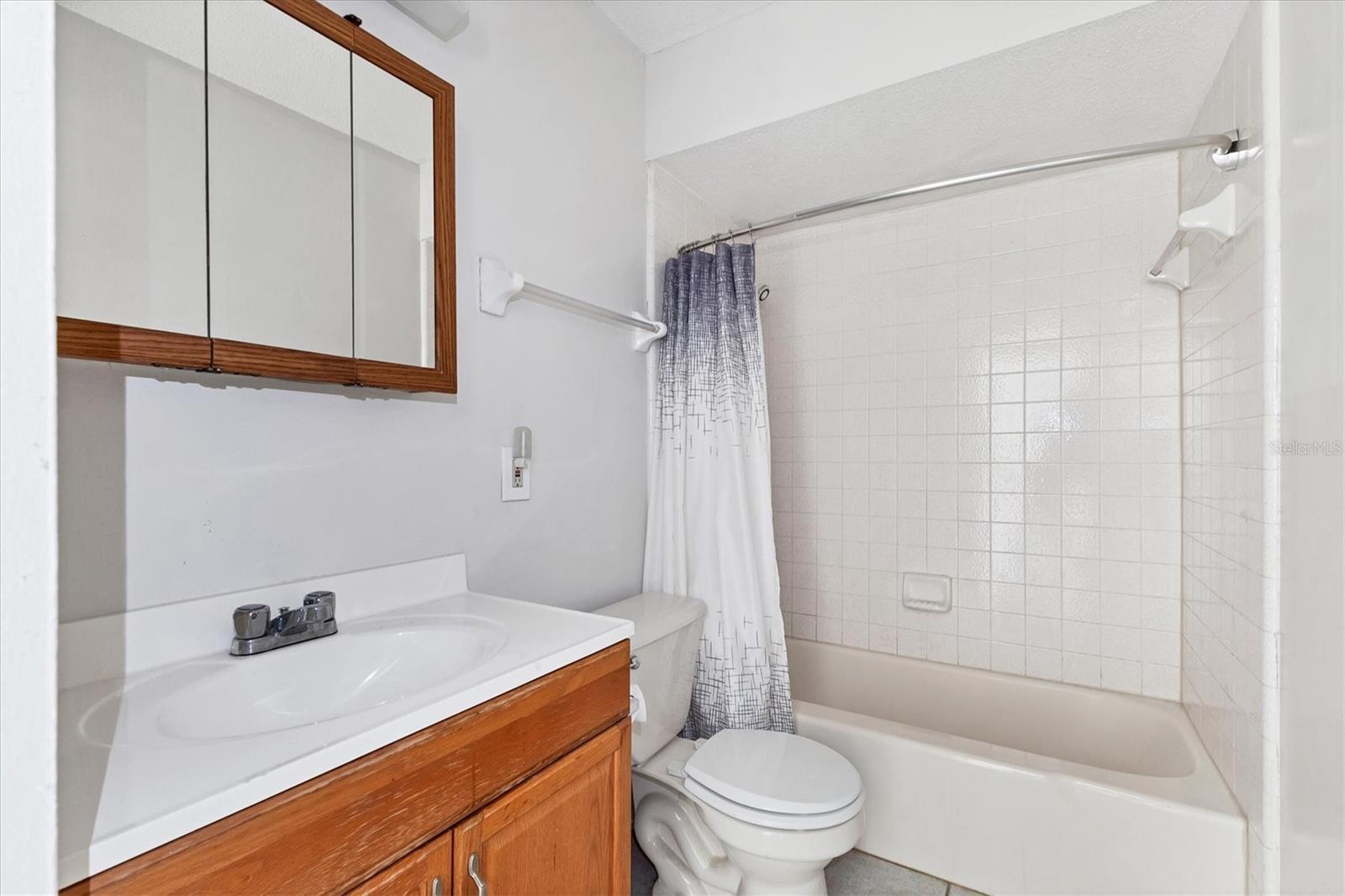 Image 9 of 23 For 2529 Ednor Street