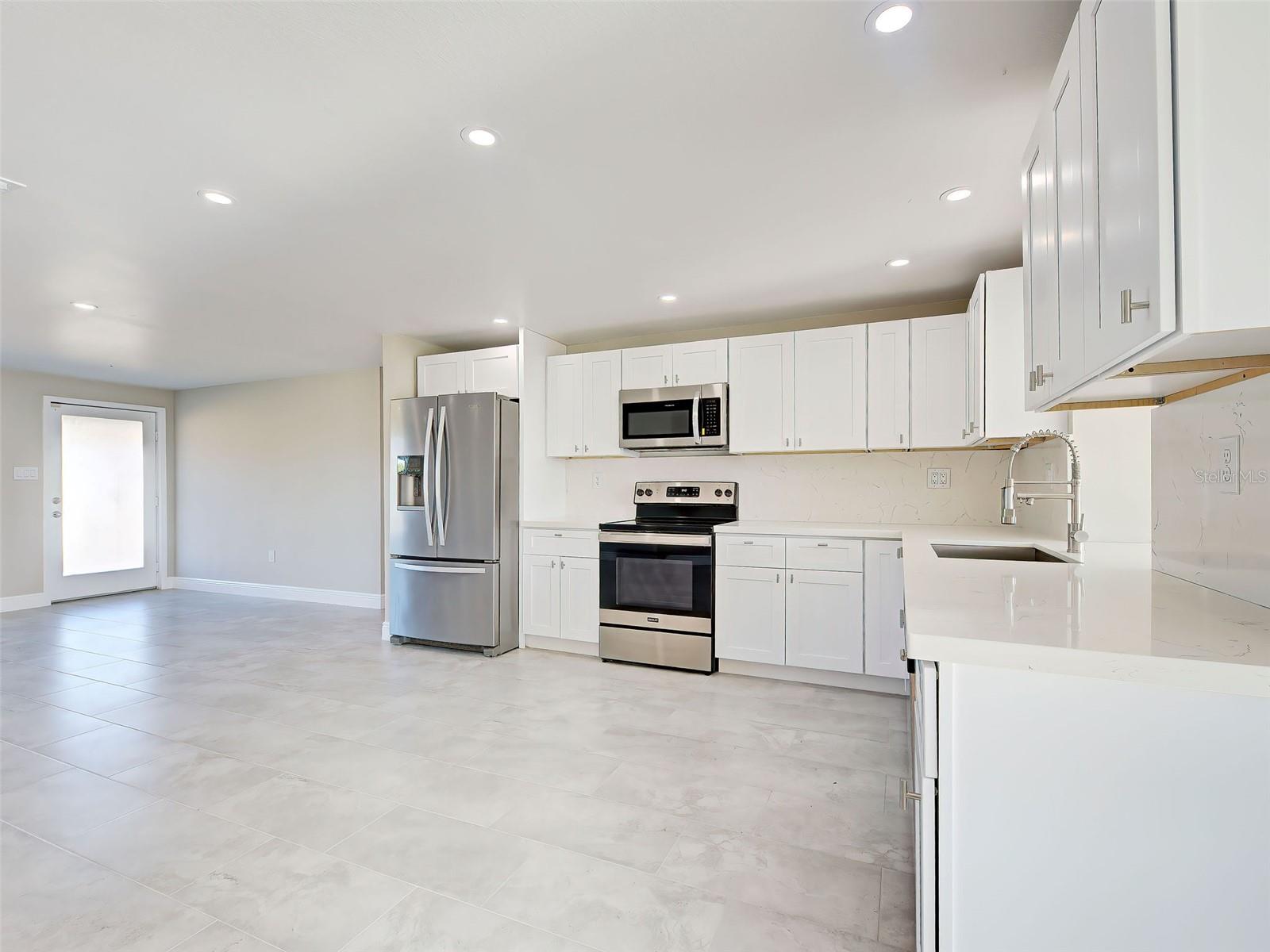 Image 11 of 62 For 4342 Ewing Circle