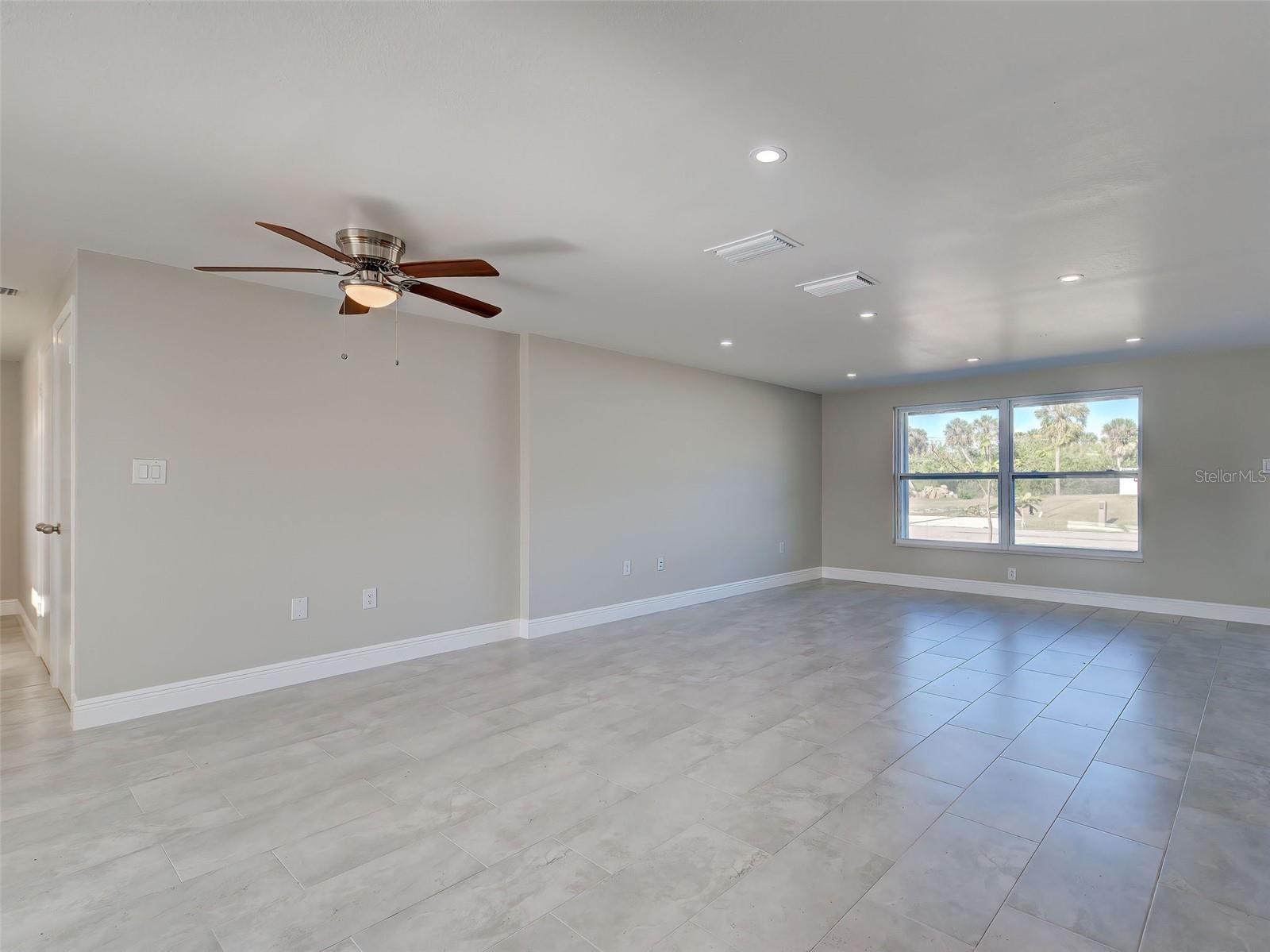 Image 15 of 62 For 4342 Ewing Circle