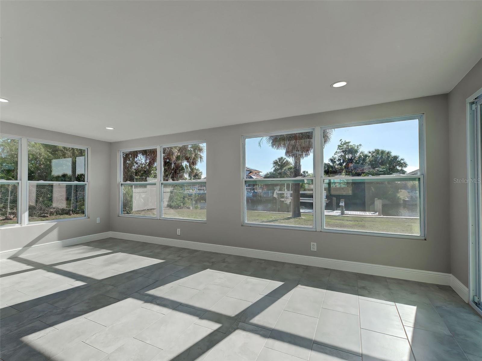 Image 22 of 62 For 4342 Ewing Circle