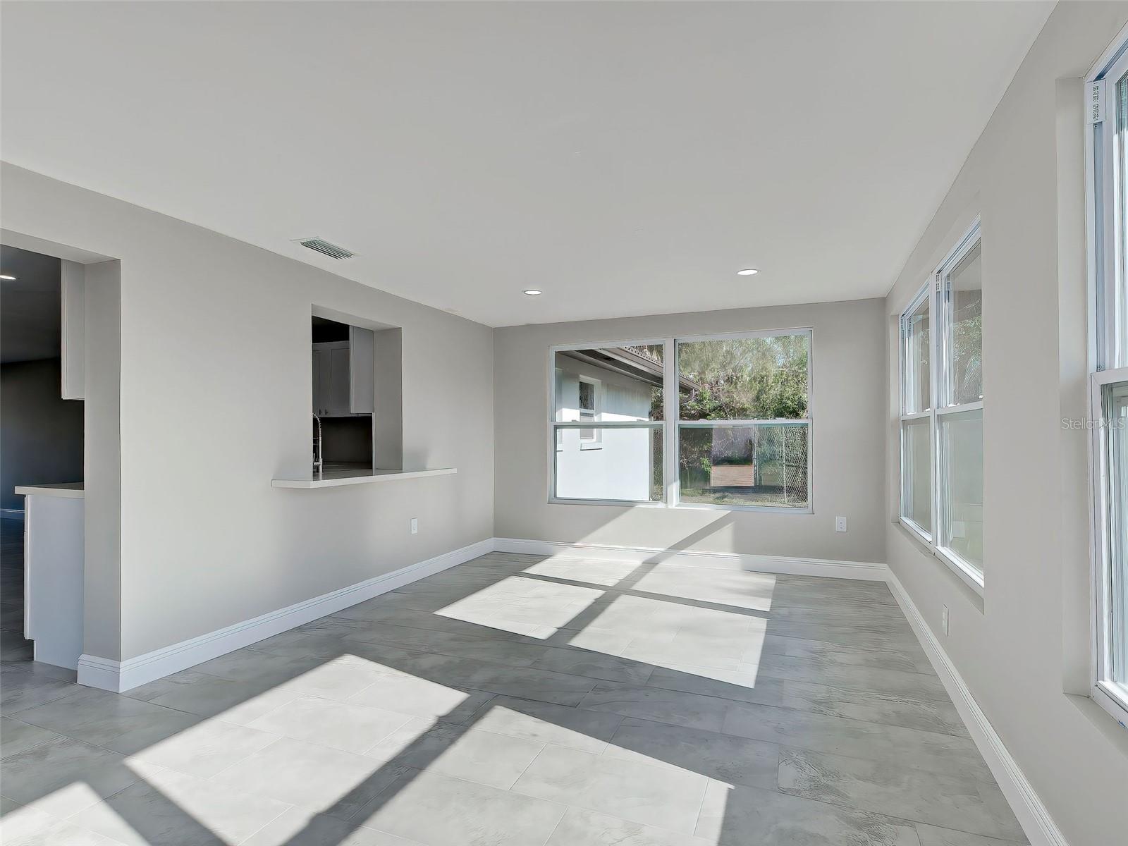 Image 25 of 62 For 4342 Ewing Circle