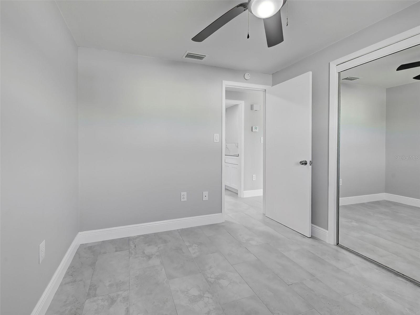 Image 31 of 62 For 4342 Ewing Circle