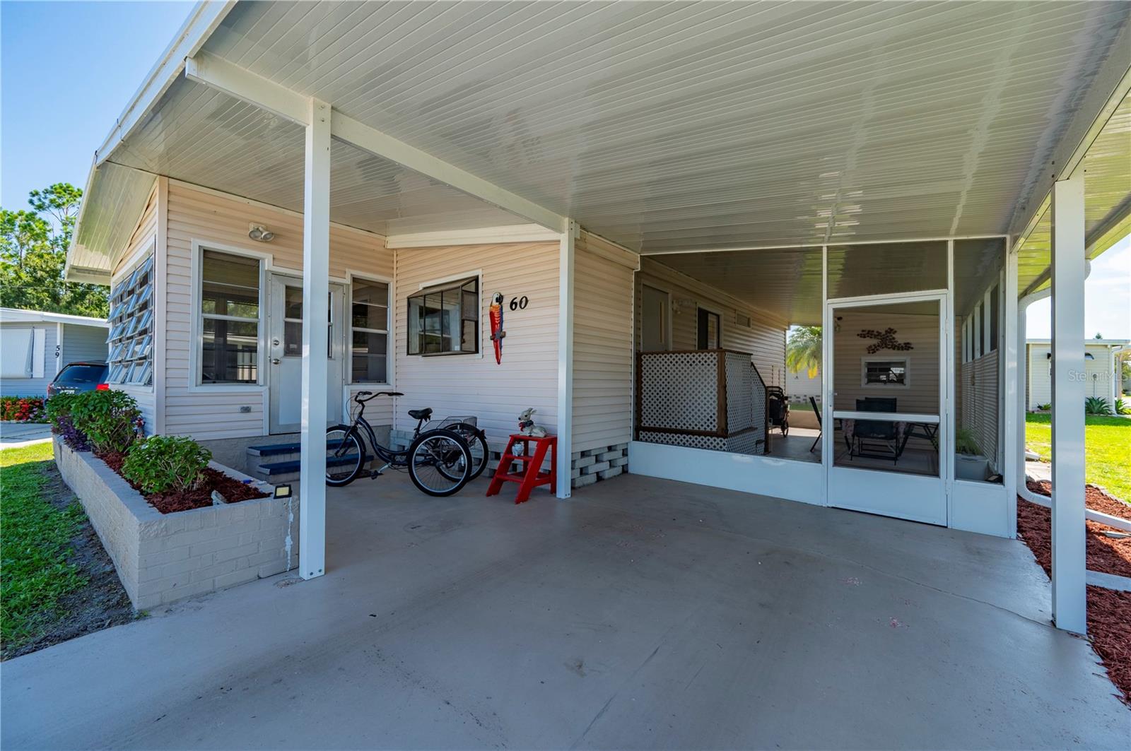 Image 2 of 47 For 1000 Kings Highway 60