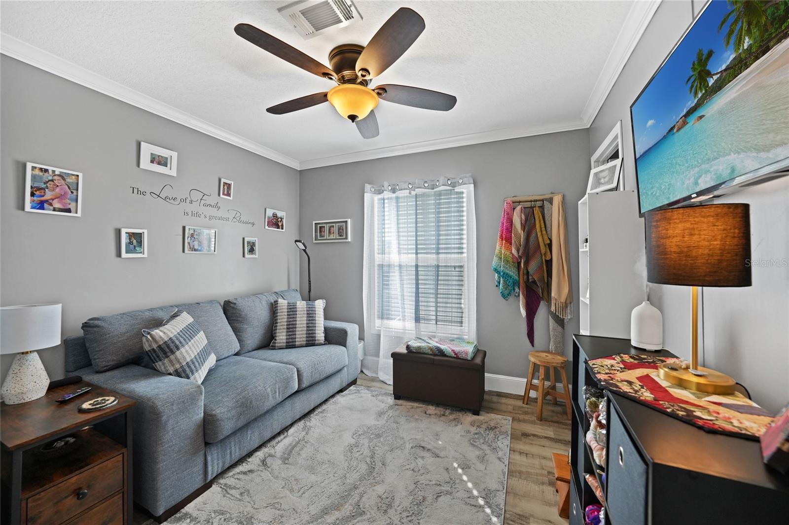 Image 30 of 40 For 14 Cardinal  B14