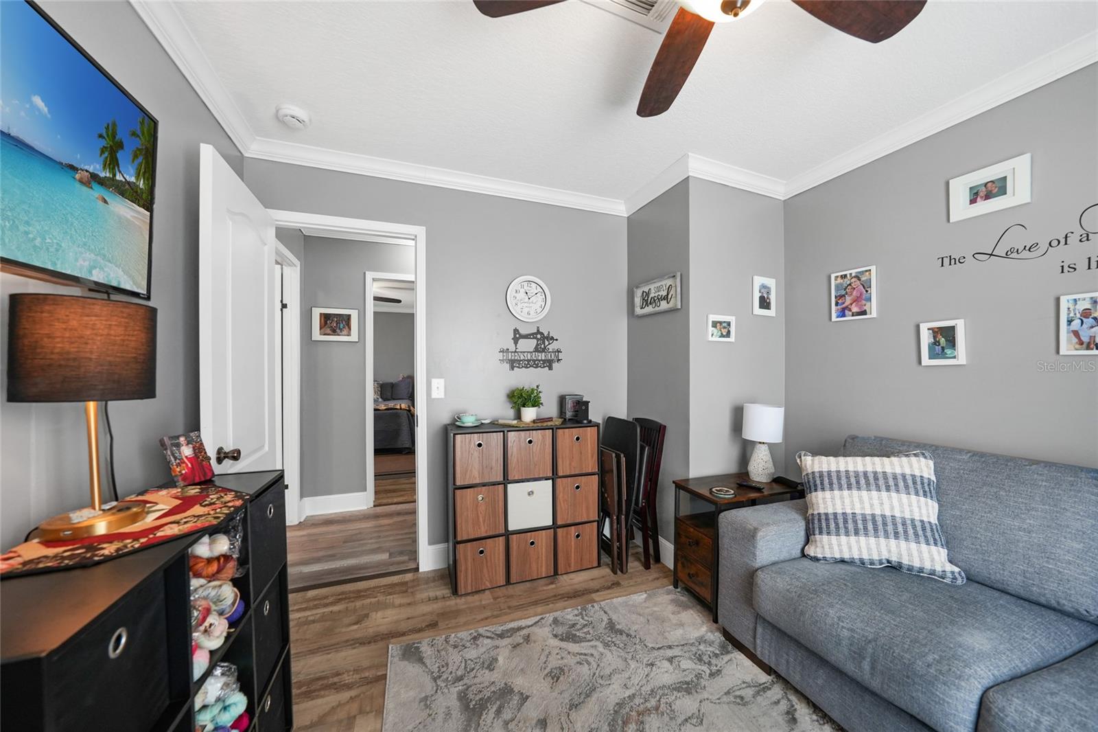 Image 31 of 40 For 14 Cardinal  B14