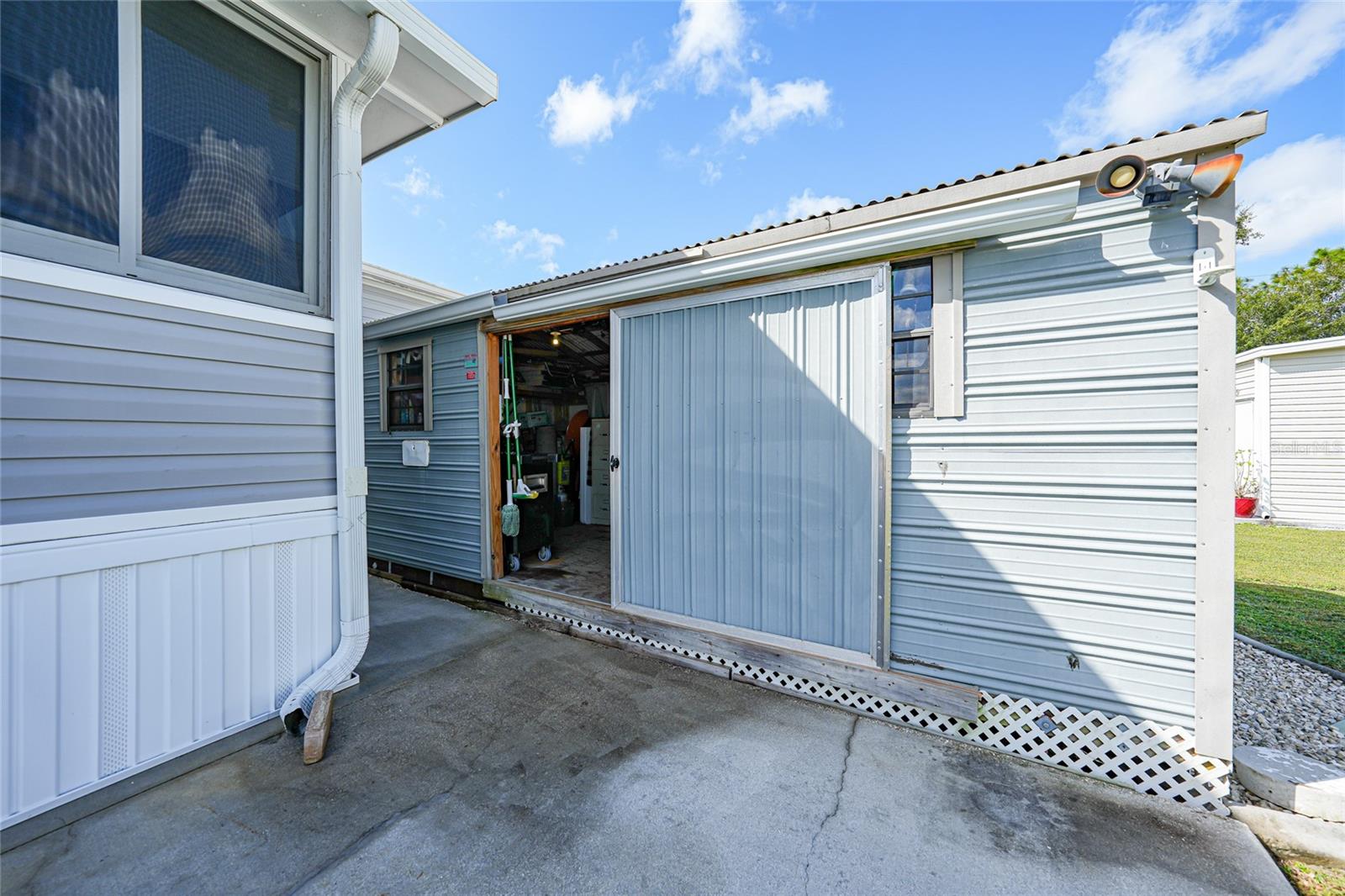 Image 34 of 40 For 14 Cardinal  B14