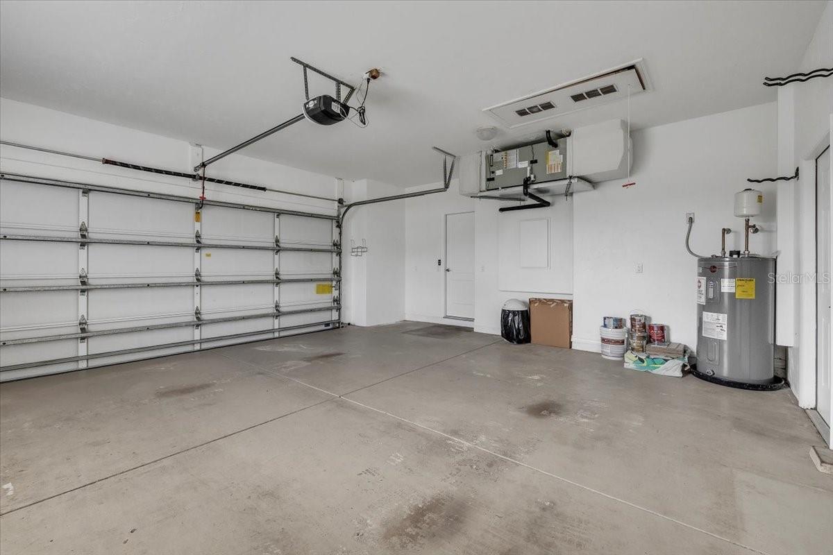 Image 32 of 47 For 3013 Royal Palm Drive