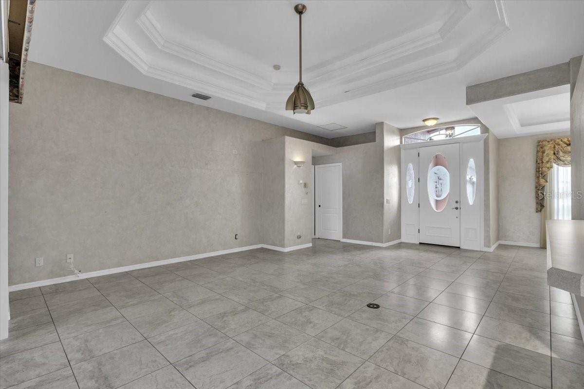 Image 5 of 47 For 3013 Royal Palm Drive