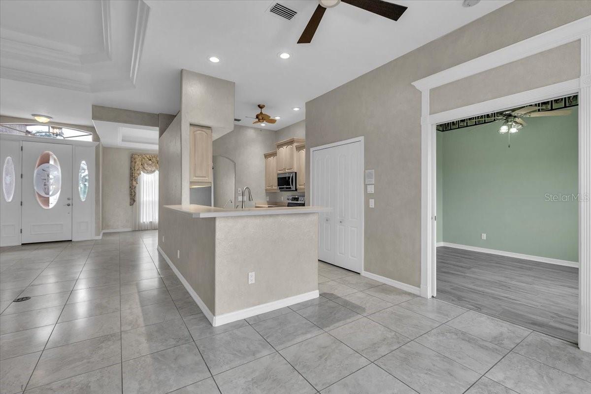 Image 6 of 47 For 3013 Royal Palm Drive