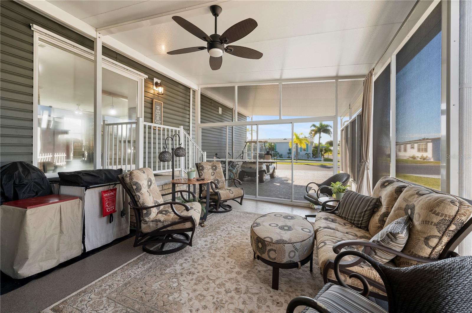 Image 33 of 66 For 1000 Kings Highway 309