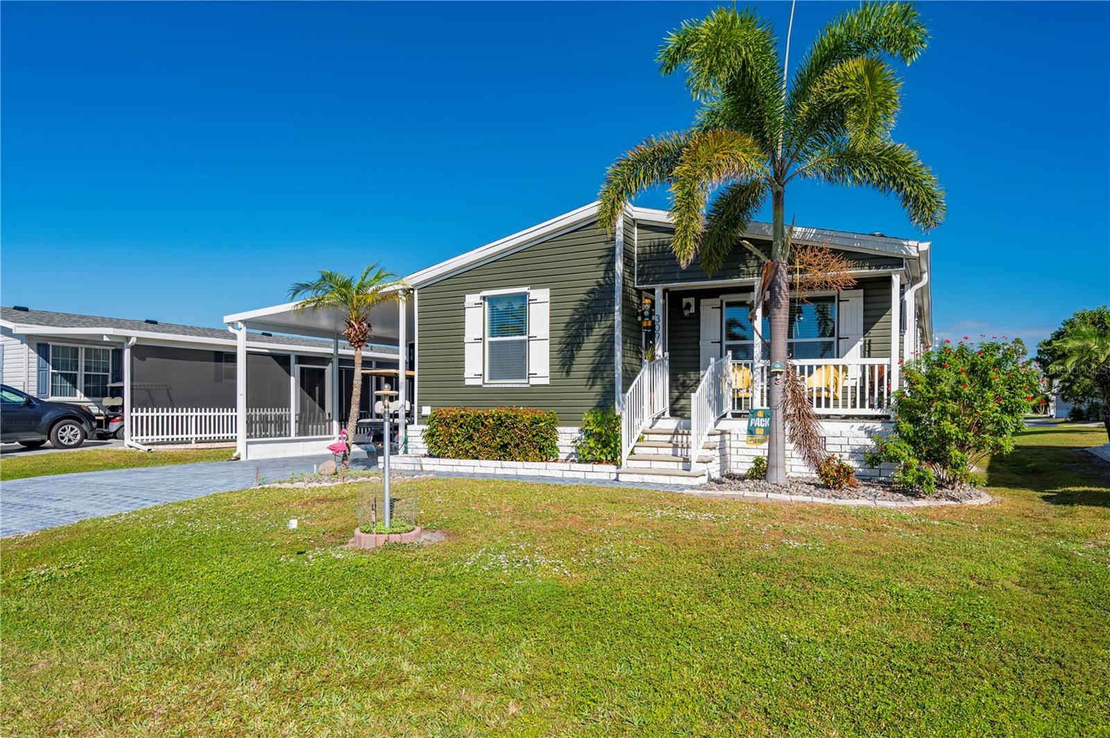 Image 37 of 66 For 1000 Kings Highway 309