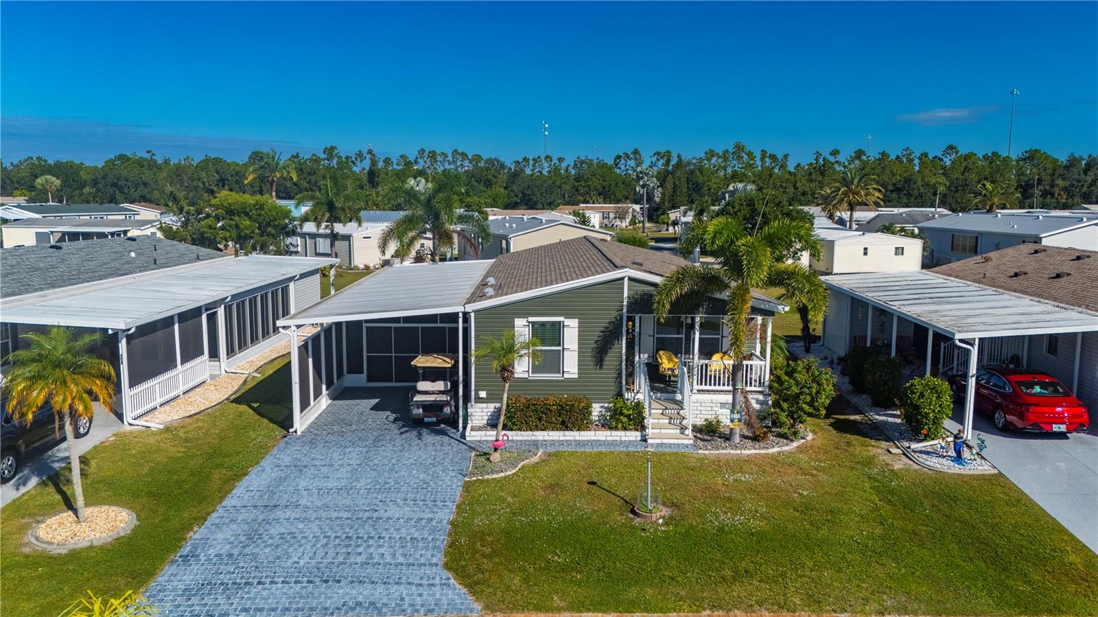 Image 46 of 66 For 1000 Kings Highway 309