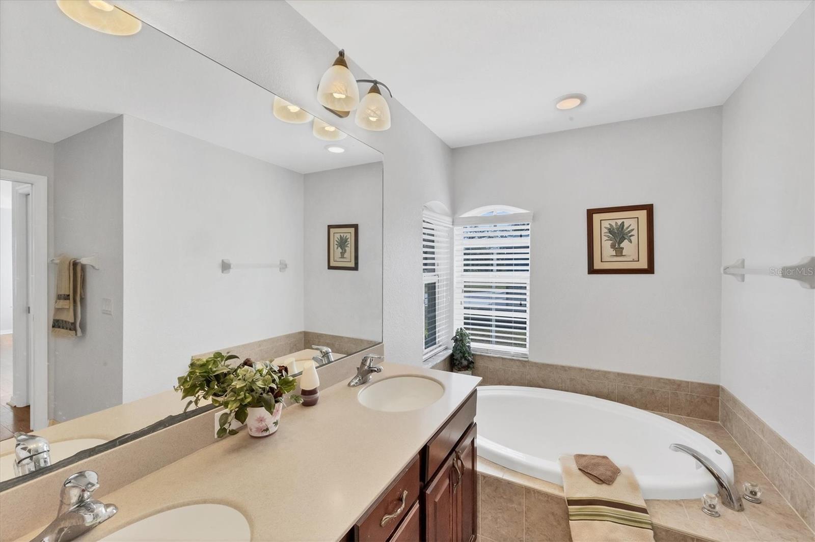 Image 19 of 29 For 3935 Nemo Avenue