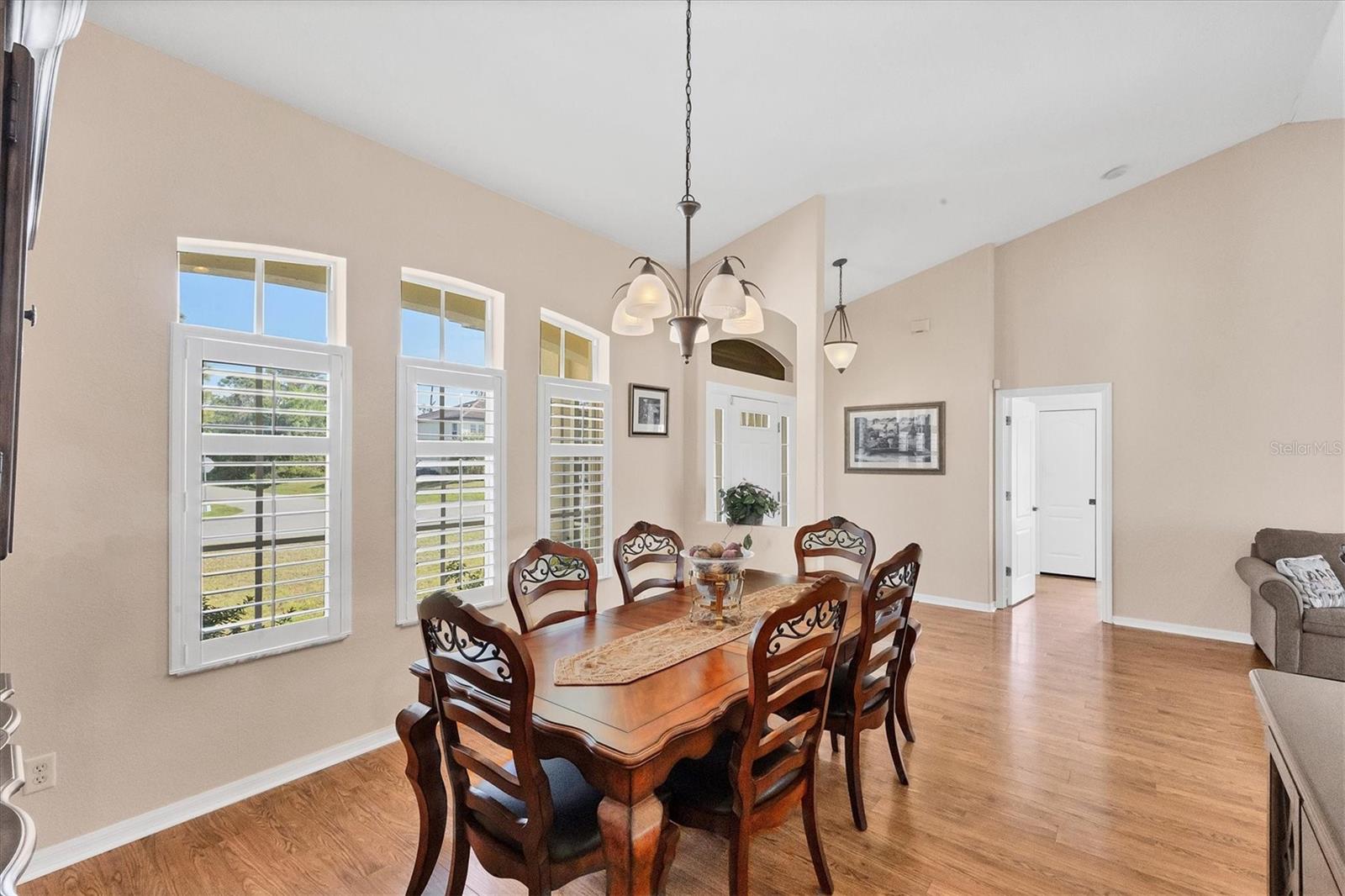 Image 7 of 29 For 3935 Nemo Avenue