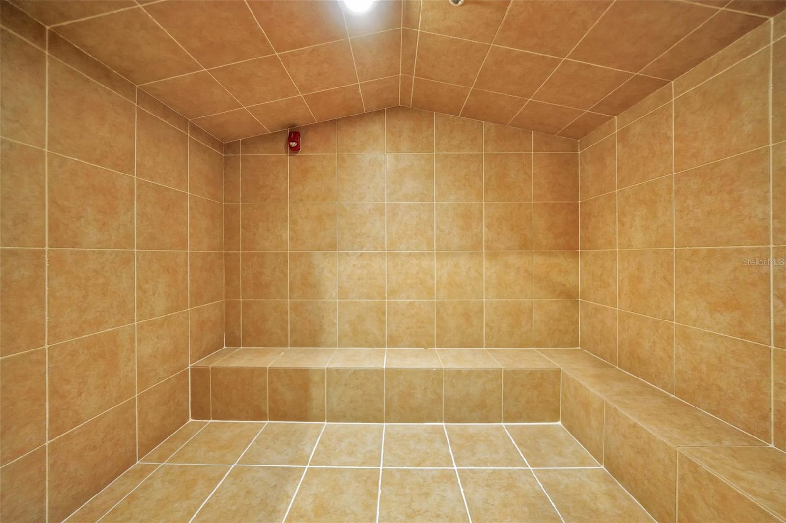 Image 48 of 58 For 3333 Sunset Key Circle 103