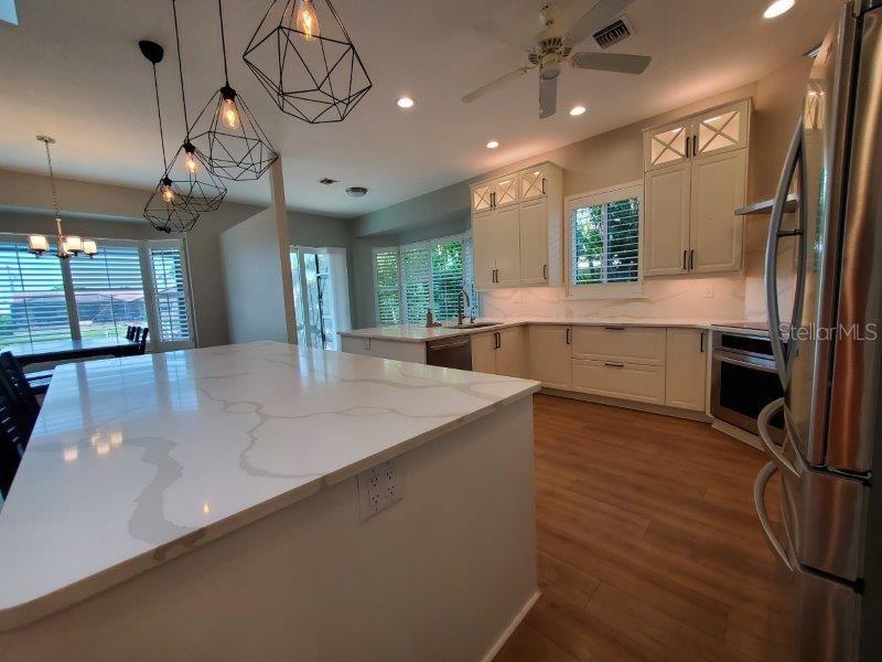 Image 13 of 28 For 2100 Aqui Esta Drive