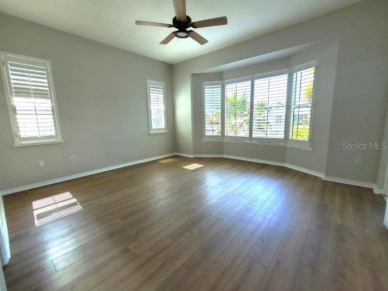 Image 24 of 28 For 2100 Aqui Esta Drive