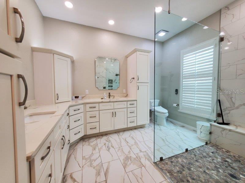 Image 26 of 28 For 2100 Aqui Esta Drive