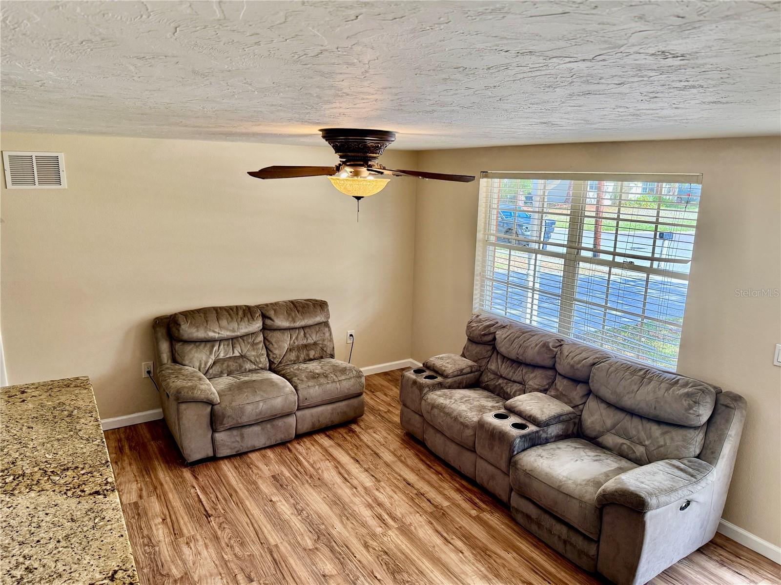 Image 10 of 22 For 3012 Java Plum Avenue