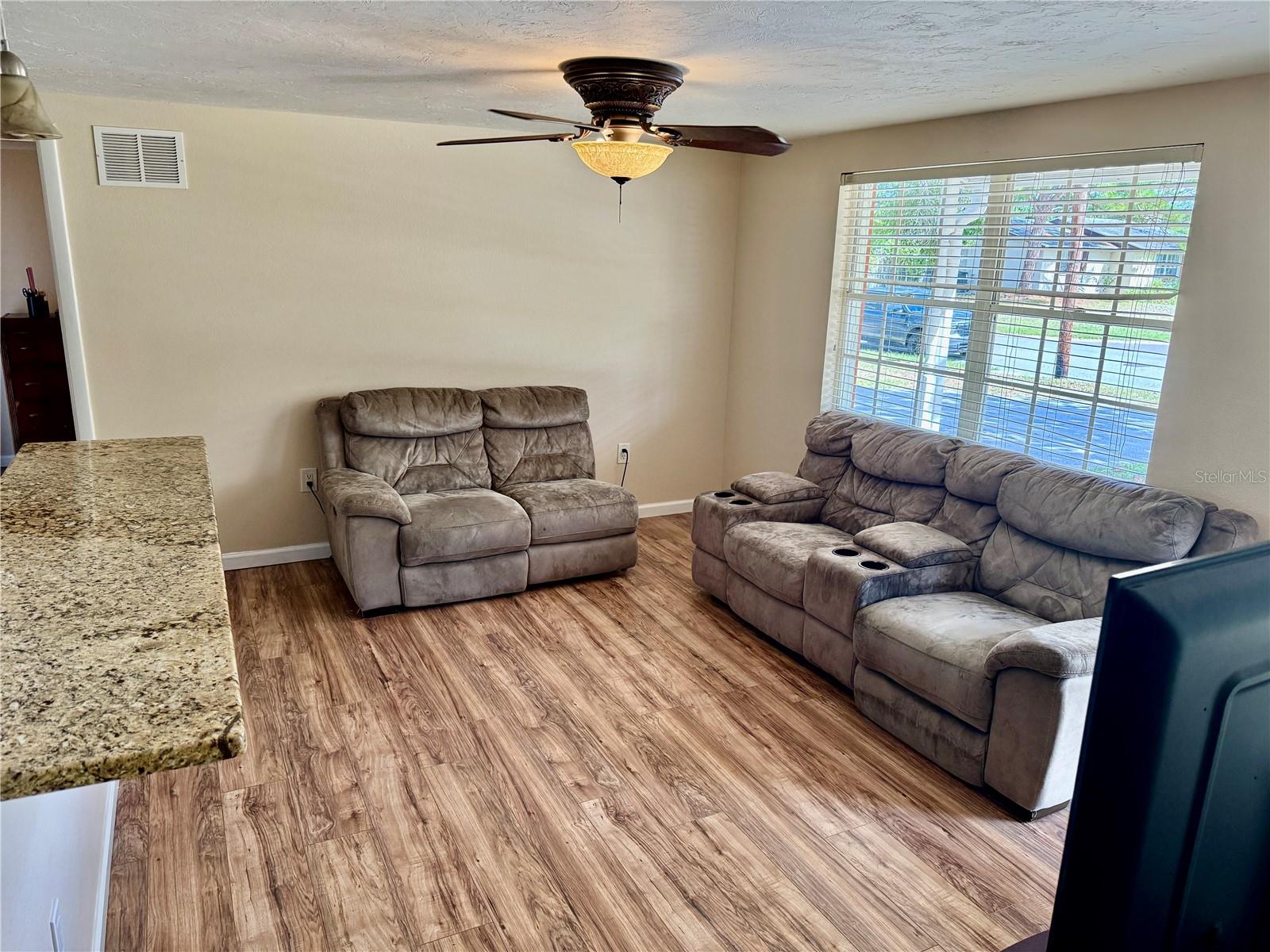 Image 11 of 22 For 3012 Java Plum Avenue