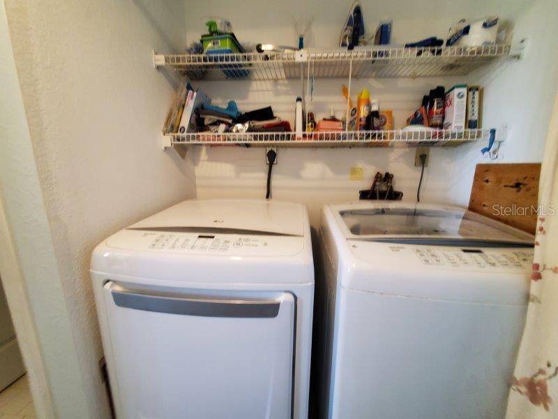 Image 33 of 37 For 23465 Harborview Road 836