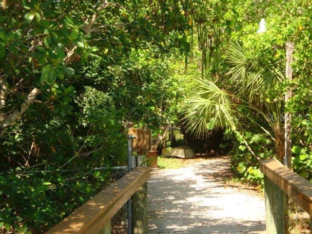 Image 6 of 37 For 23465 Harborview Road 836