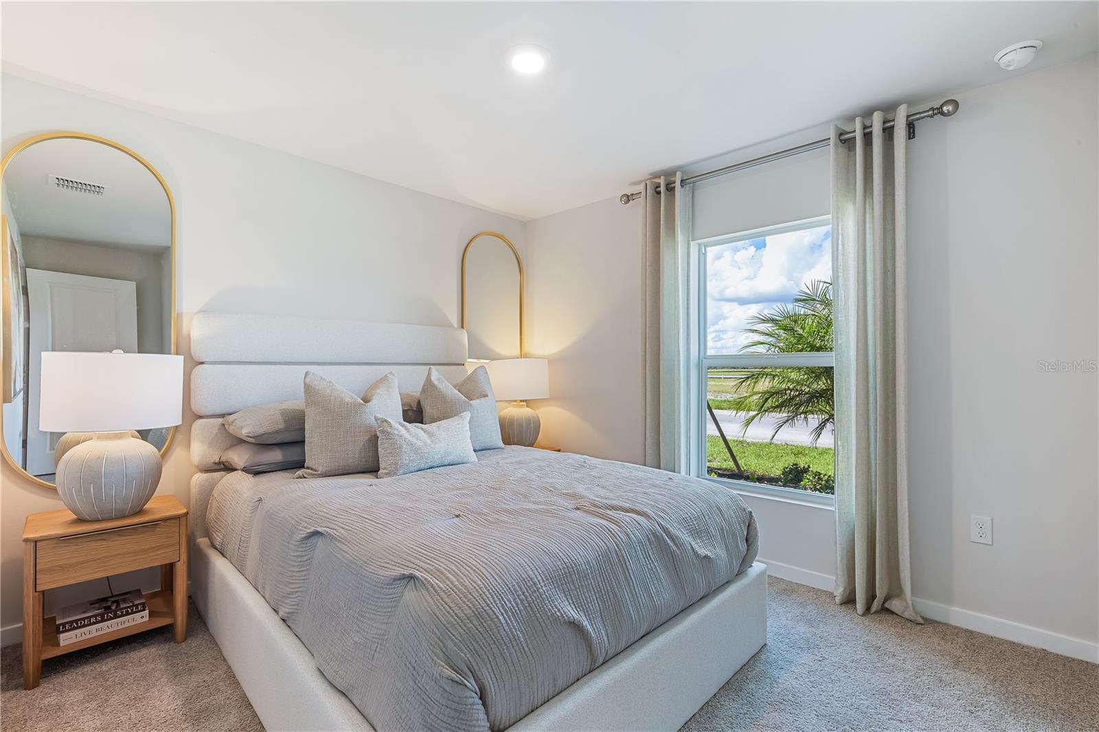 Image 8 of 15 For 5179 Schubert Trail