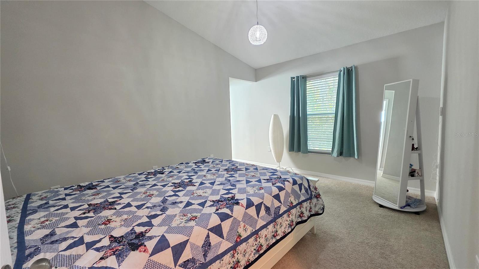 Image 18 of 38 For 4303 26th Avenue S