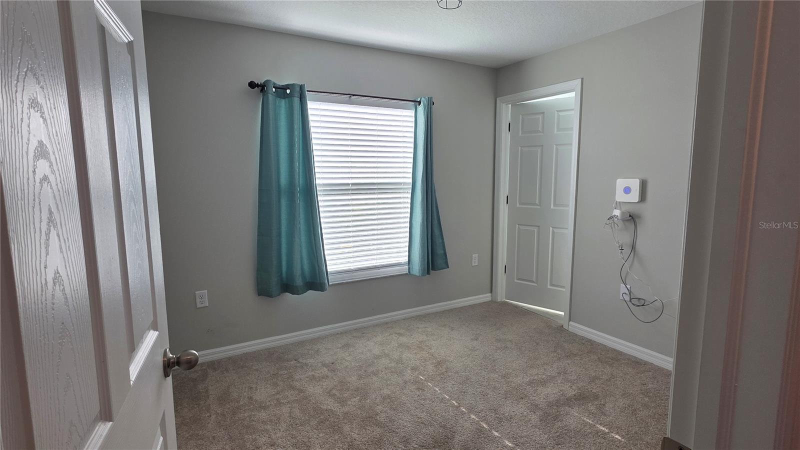 Image 21 of 38 For 4303 26th Avenue S